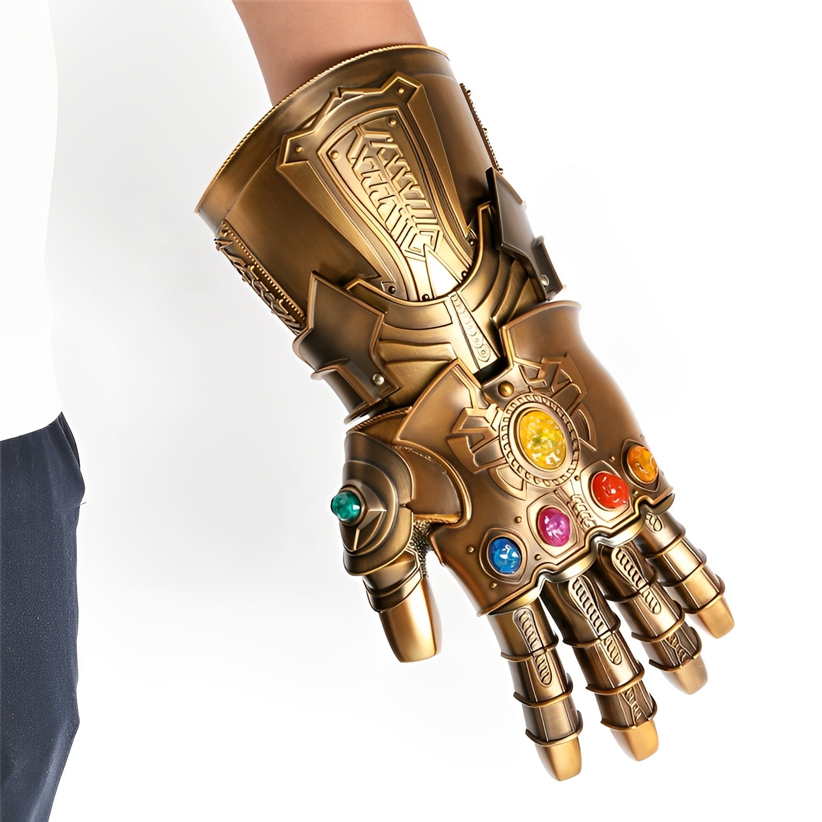 ARTICULATED METAL GAUNTLET